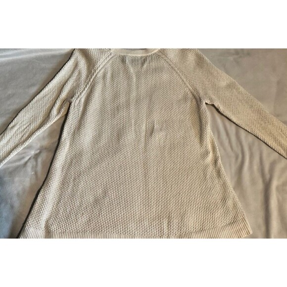 LOFT Basketweave Pointelle Shirttail Sweater - Cream/Ivory - Size Large - Picture 13 of 13